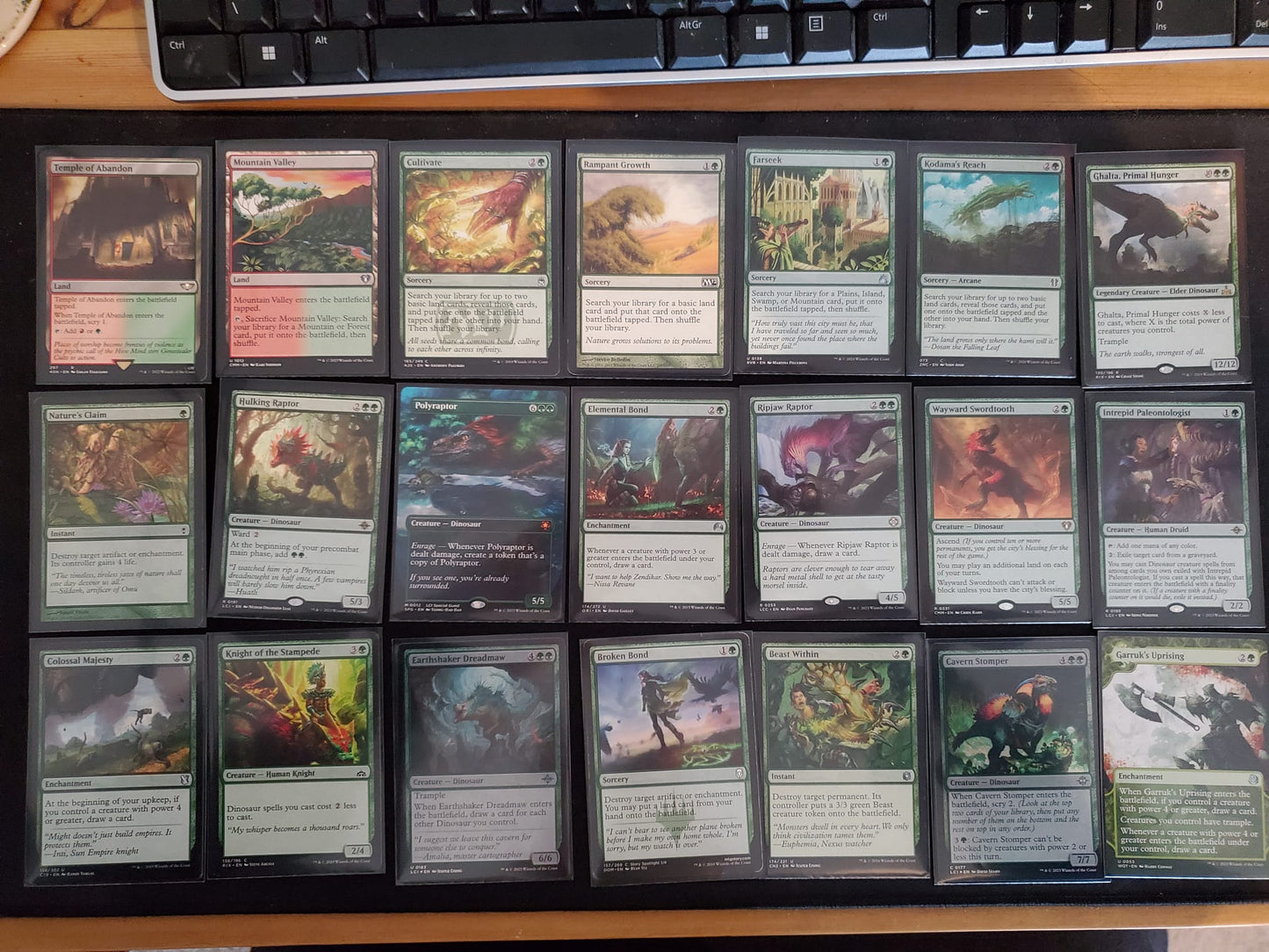 Dinosaur Ramp & Smash - Gishath, Sun's Avatar - Custom EDH Commander Deck